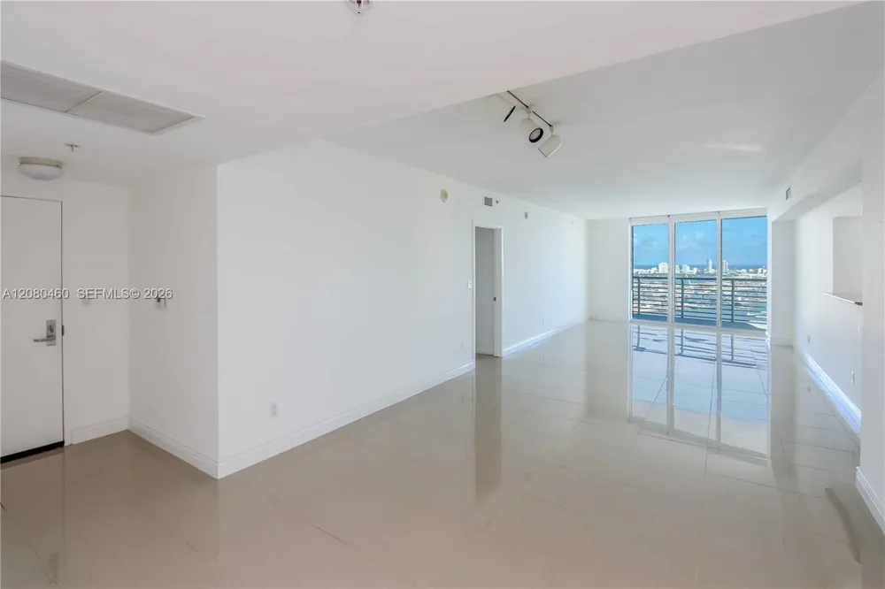 335 S Biscayne Blvd #3709 Miami, FL 33131