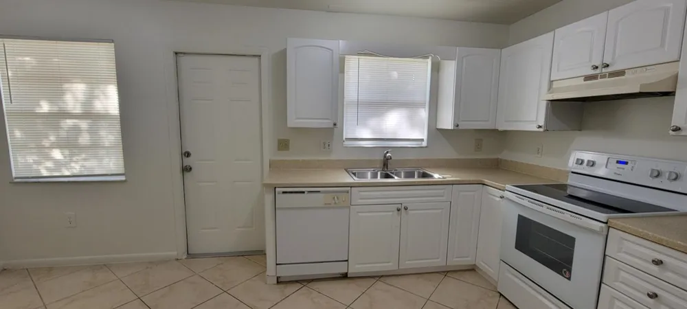 2018 S 10TH STREET Fort Pierce, FL 34950