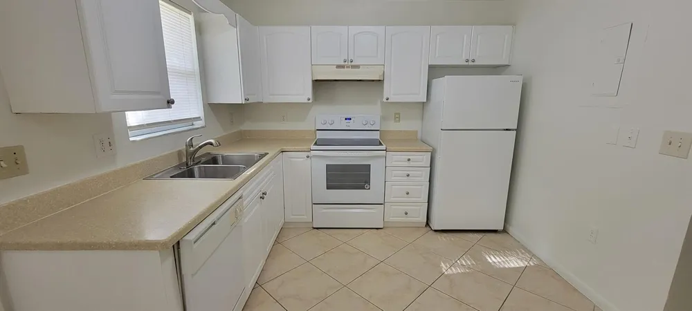 2018 S 10TH STREET Fort Pierce, FL 34950