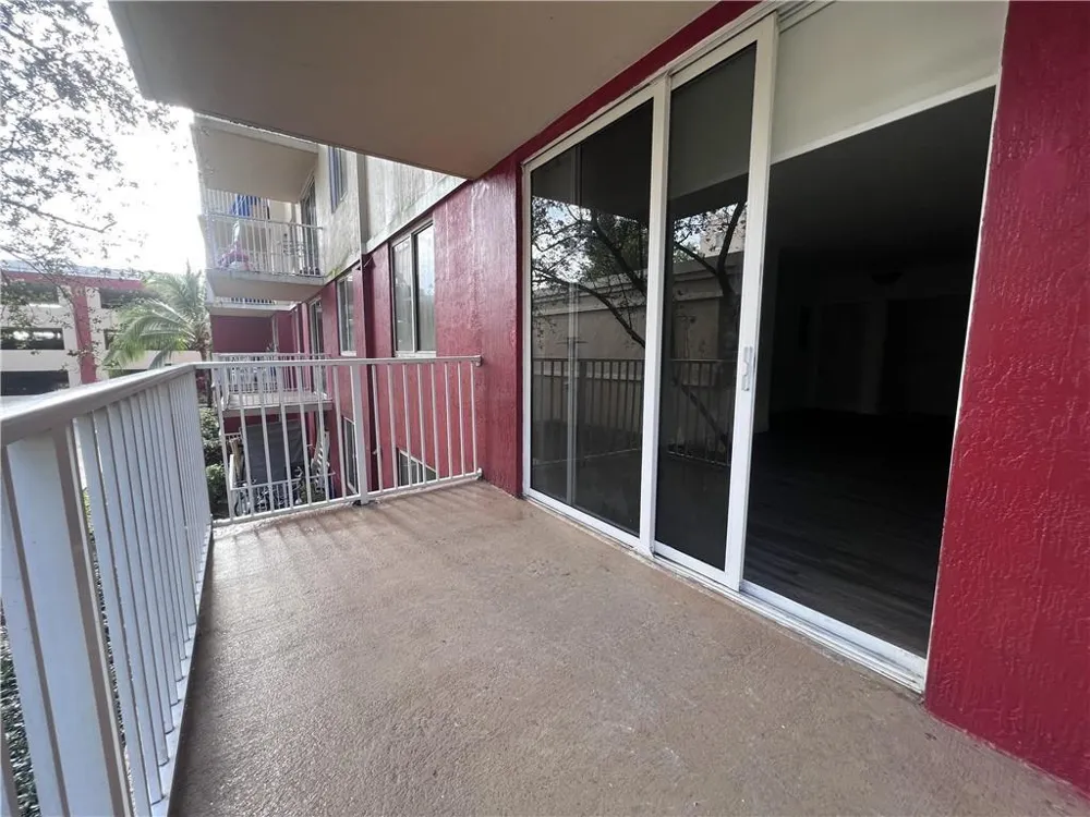 18335 NW 68 AVENUE #255-225 Hialeah, FL 33015