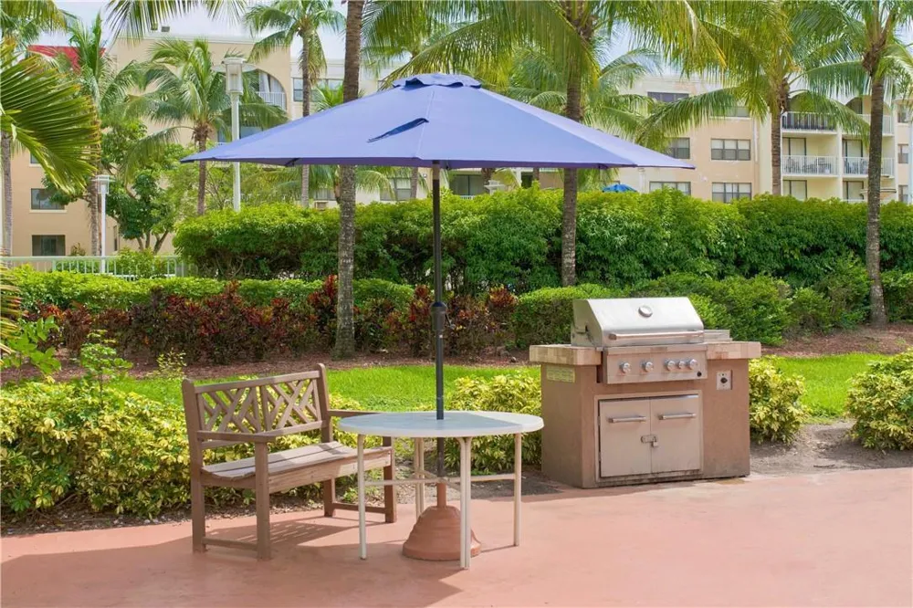 18335 NW 68 AVENUE #255-225 Hialeah, FL 33015