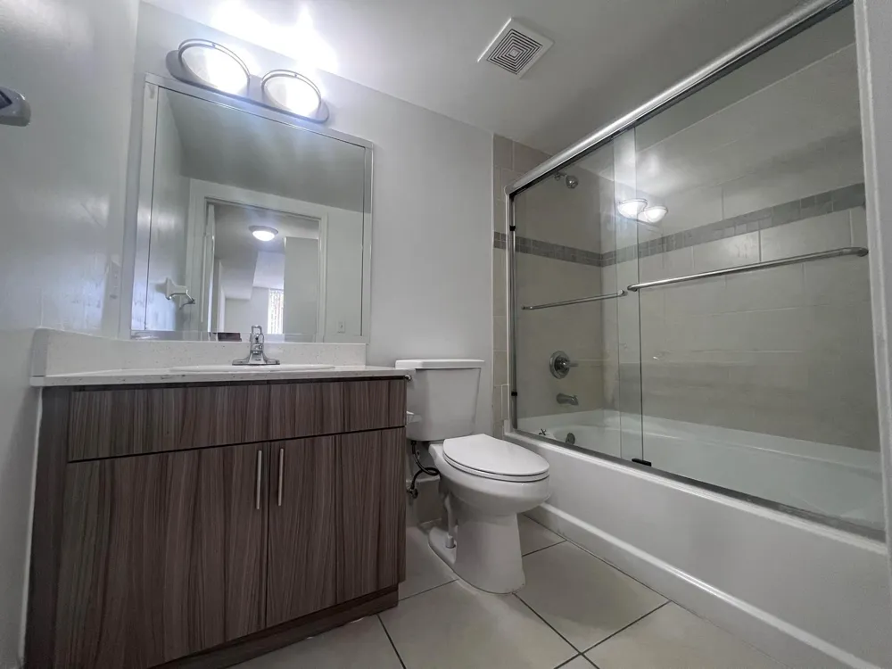 18335 NW 68 AVENUE #255-225 Hialeah, FL 33015