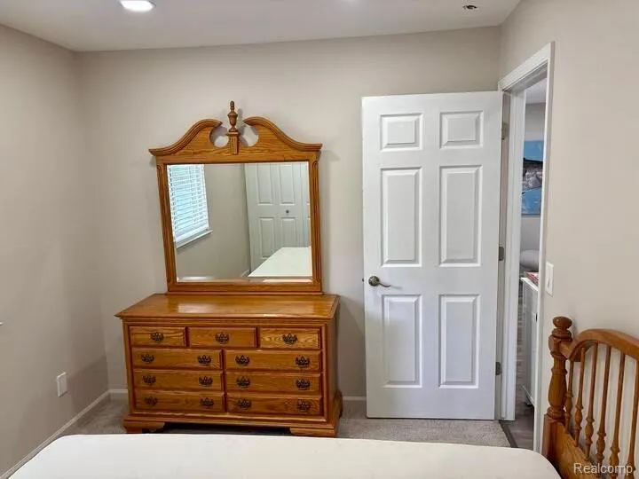 132 Maudlin Street Novi City, MI 48377