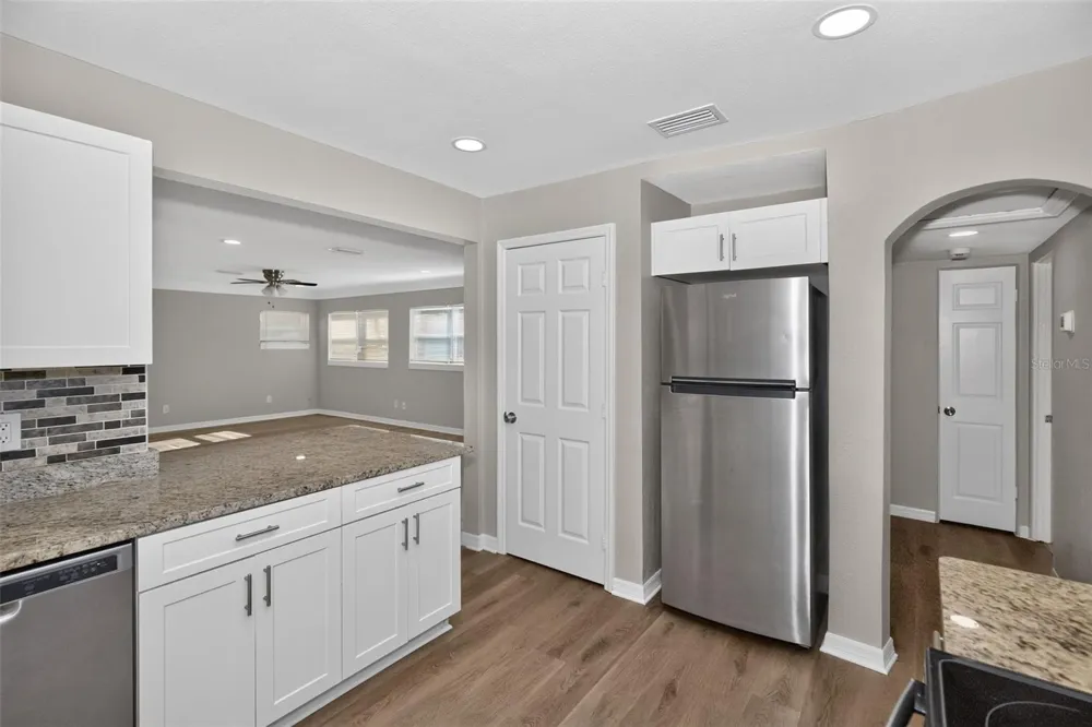 5131 ARAGON WAY S St Petersburg, FL 33705