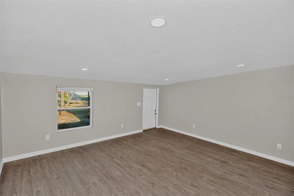 5131 ARAGON WAY S St Petersburg, FL 33705