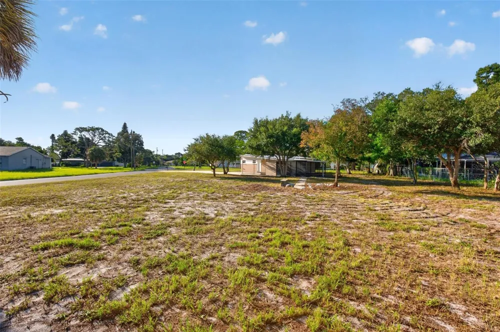 5131 ARAGON WAY S St Petersburg, FL 33705