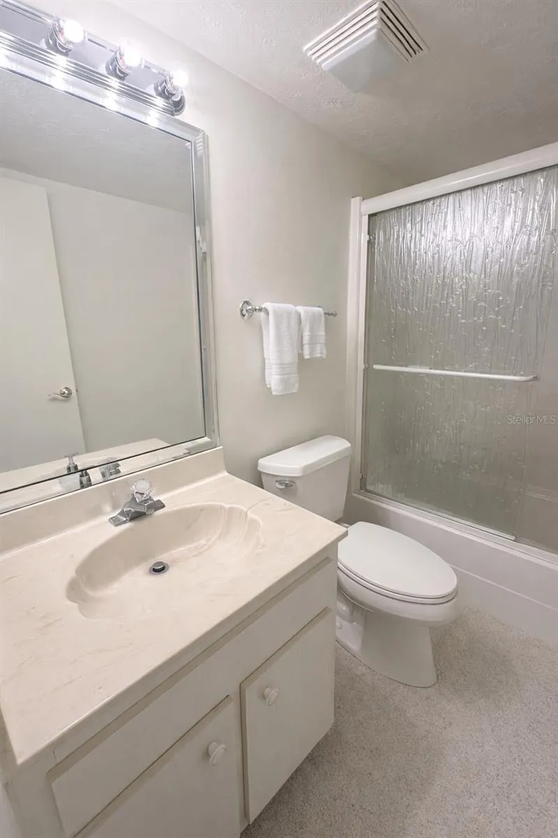 1640 JUNO TRAIL #103F Astor, FL 32102