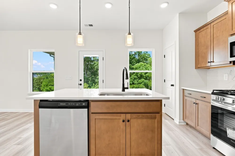 621 Nightengale Ridge Dr Columbia, TN 38401