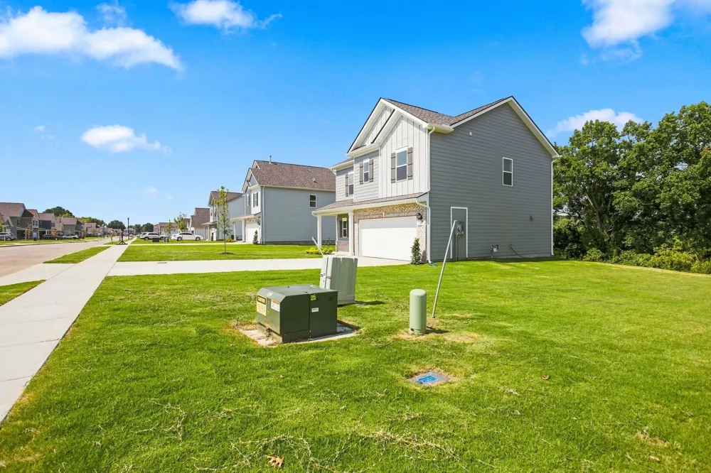 621 Nightengale Ridge Dr Columbia, TN 38401
