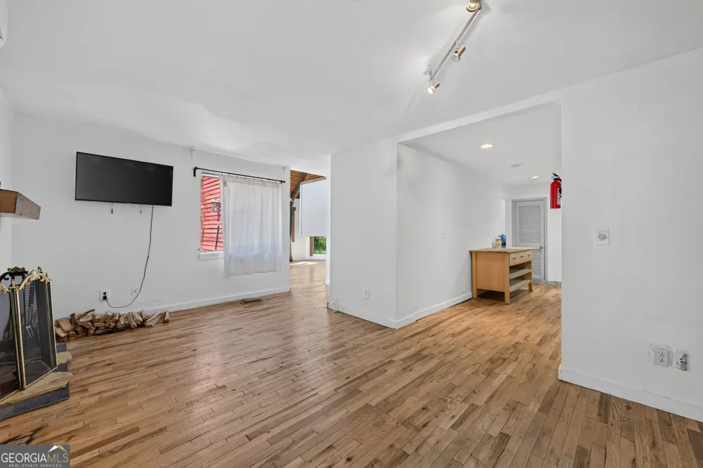 2459 Terrace TRL Decatur, GA 30035