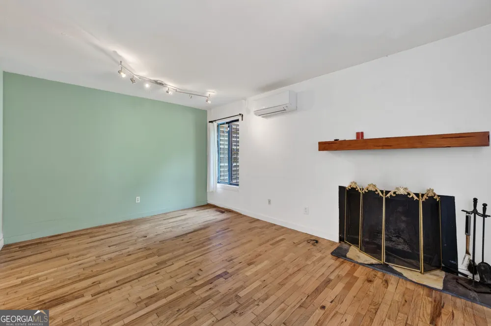2459 Terrace TRL Decatur, GA 30035