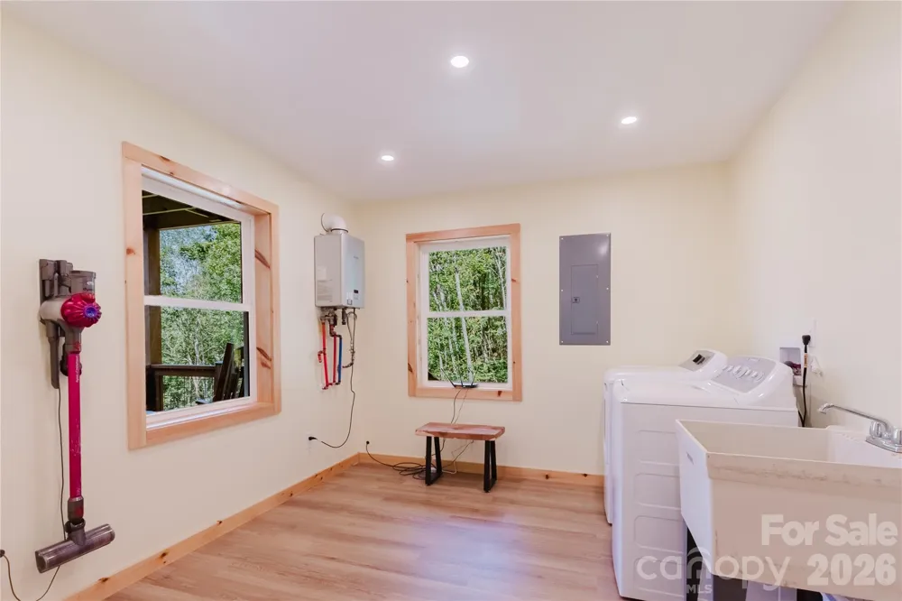 241 Golden Hawk Drive #85 Bryson City, NC 28713