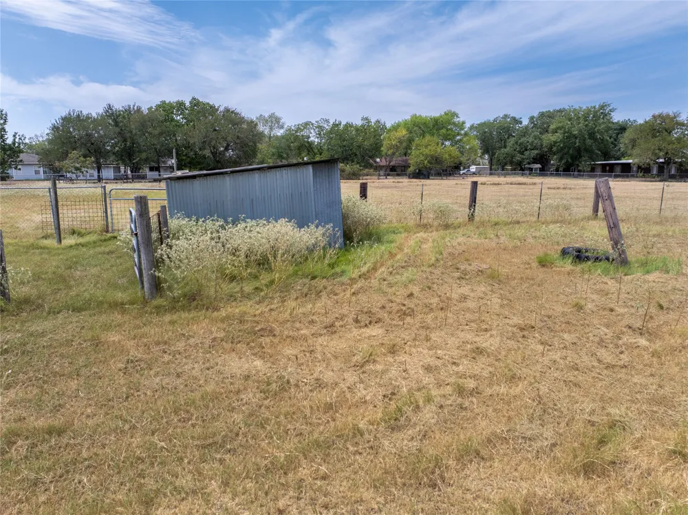 Roitsch Lane La Grange, TX 78945