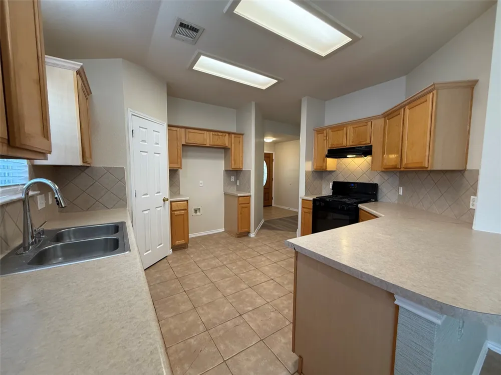 3403 Rod Carew Drive Round Rock, TX 78665