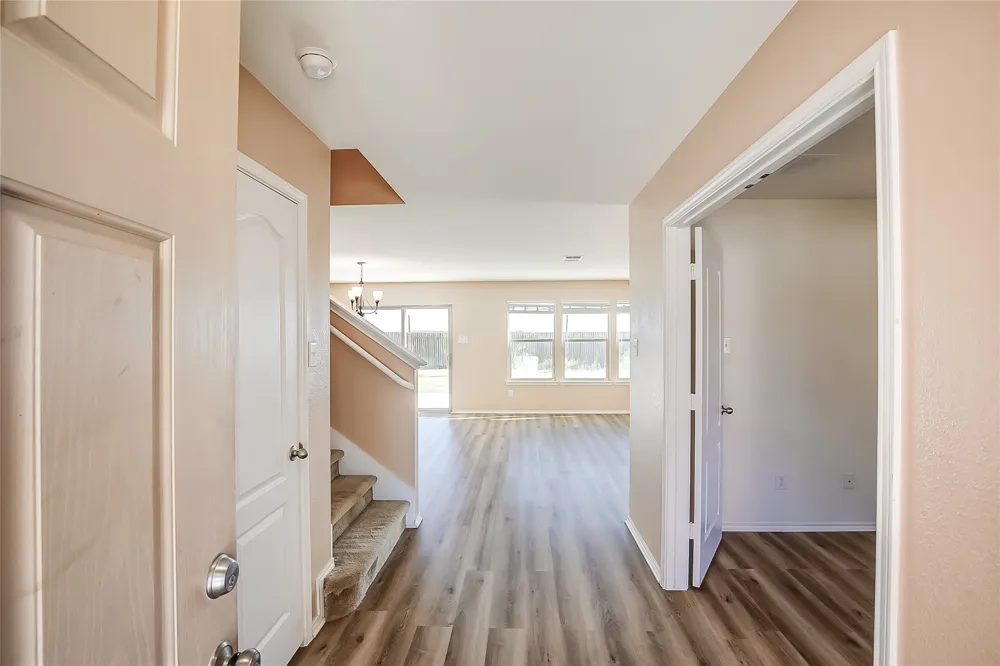 518 Carrington Street Hutto, TX 78634