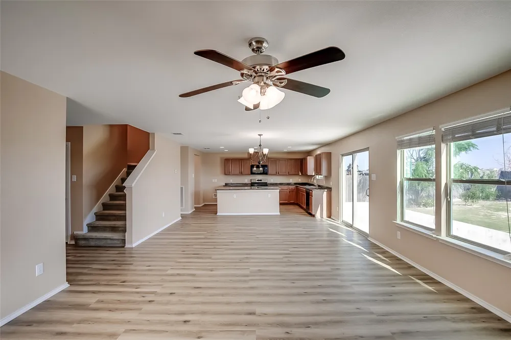518 Carrington Street Hutto, TX 78634