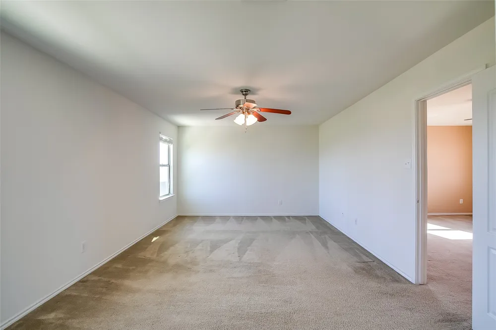 518 Carrington Street Hutto, TX 78634