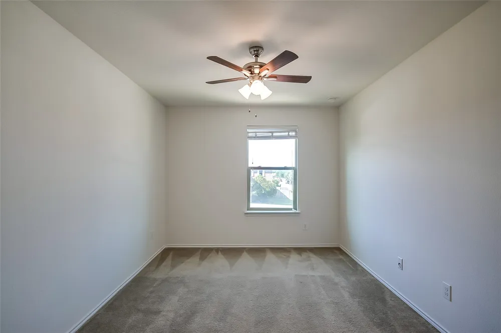 518 Carrington Street Hutto, TX 78634