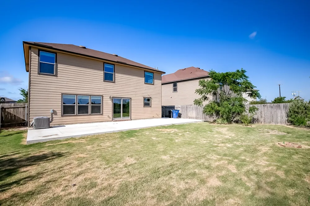 518 Carrington Street Hutto, TX 78634