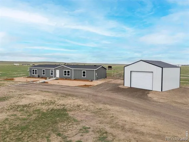 10395 County Road 112 Carr, CO 80612