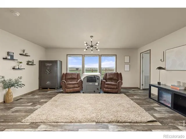 10395 County Road 112 Carr, CO 80612