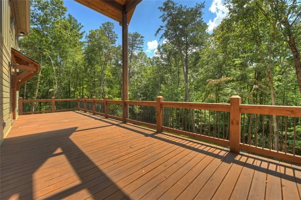 200 W Goldmine Road Ellijay, GA 30536