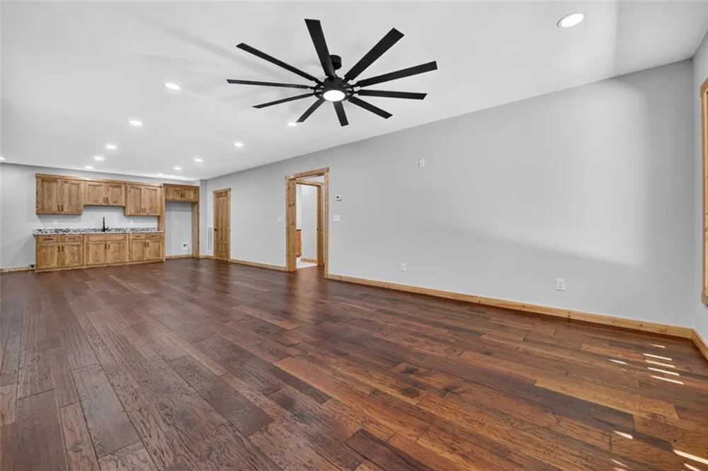 200 W Goldmine Road Ellijay, GA 30536