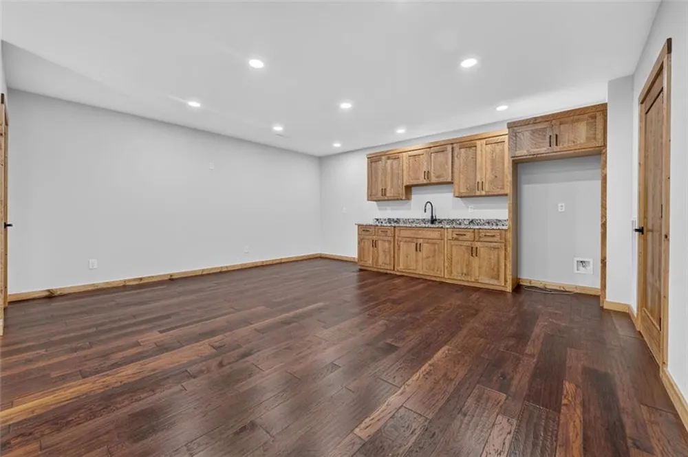 200 W Goldmine Road Ellijay, GA 30536