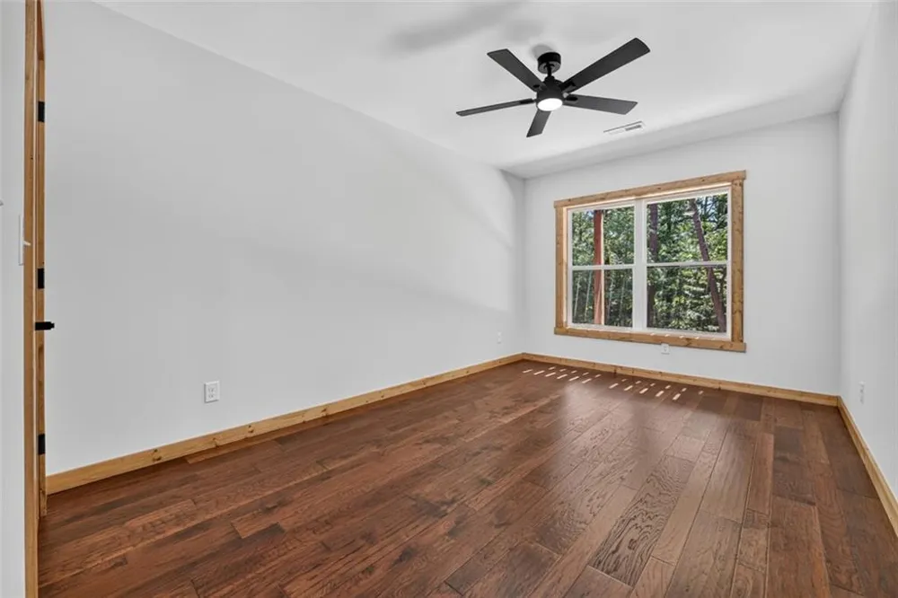 200 W Goldmine Road Ellijay, GA 30536