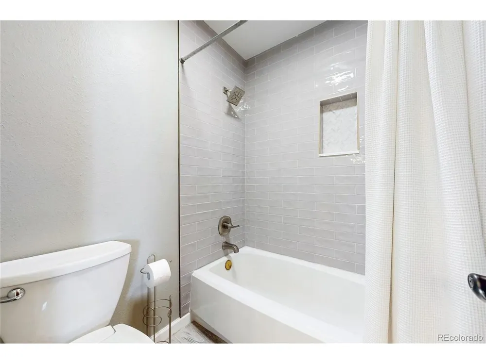 7692 Surrey Drive Morrison, CO 80465