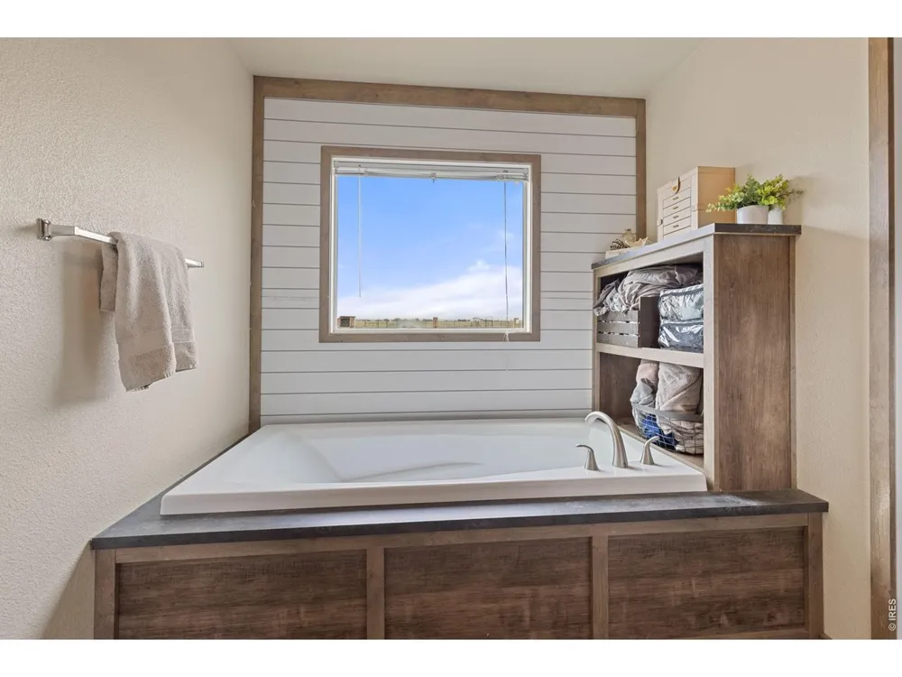 10395 County Road 112 Carr, CO 80612