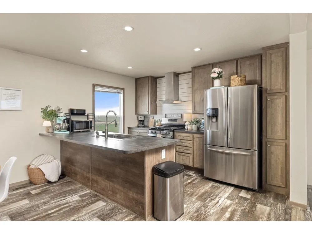 10395 County Road 112 Carr, CO 80612