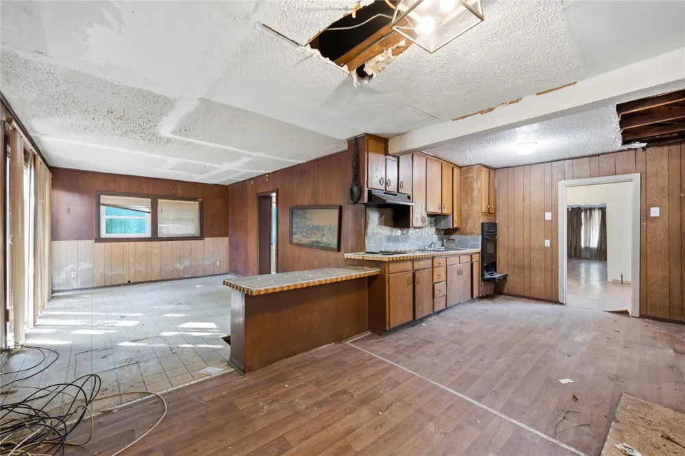 915 DAWSON STREET Waco, TX 76704