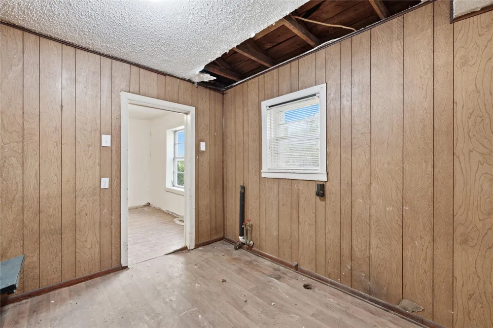 915 DAWSON STREET Waco, TX 76704
