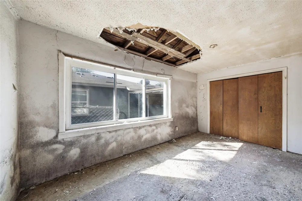 915 DAWSON STREET Waco, TX 76704