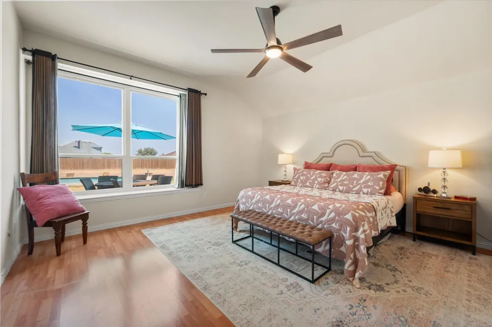 8821 Mallory Court Waxahachie, TX 76065