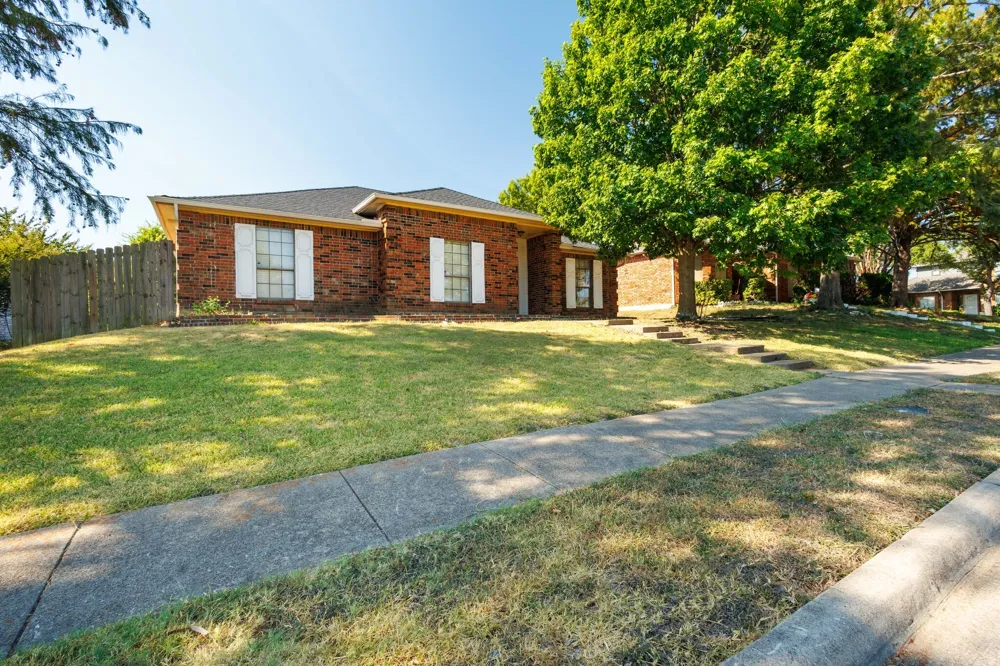 1018 Dandelion Drive Mesquite, TX 75149