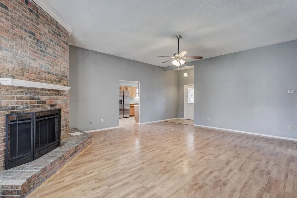 1018 Dandelion Drive Mesquite, TX 75149