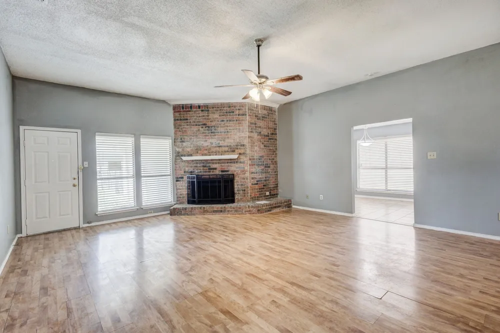 1018 Dandelion Drive Mesquite, TX 75149