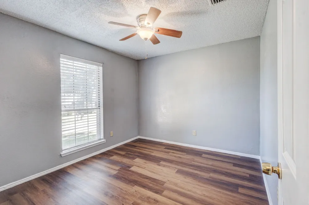 1018 Dandelion Drive Mesquite, TX 75149