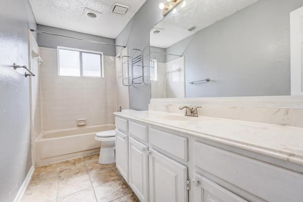 1018 Dandelion Drive Mesquite, TX 75149