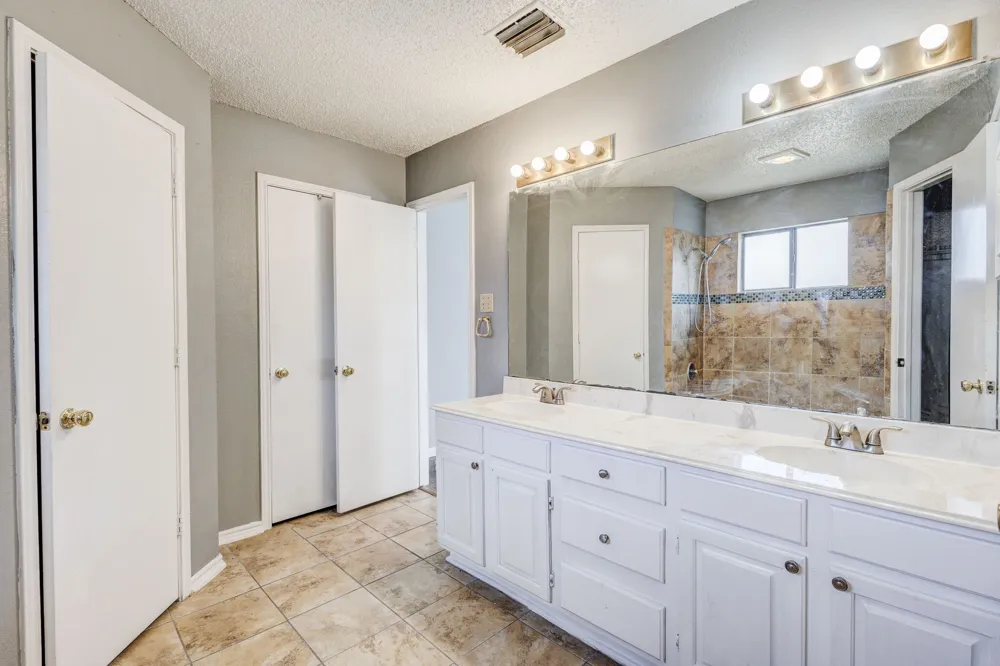 1018 Dandelion Drive Mesquite, TX 75149