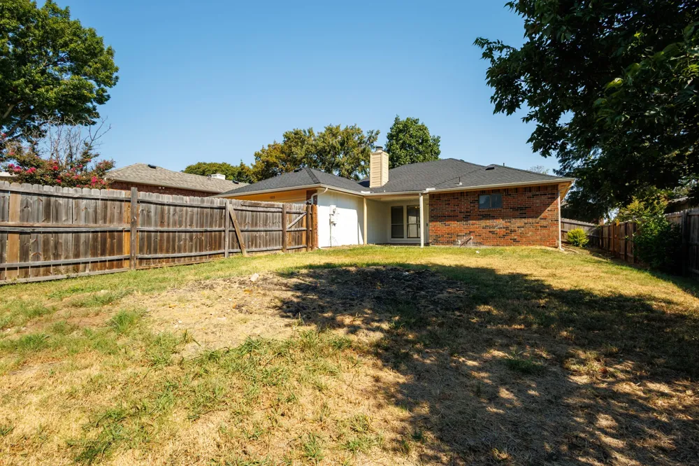 1018 Dandelion Drive Mesquite, TX 75149