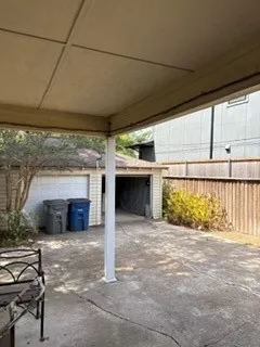 9747 Mixon Drive Dallas, TX 75220