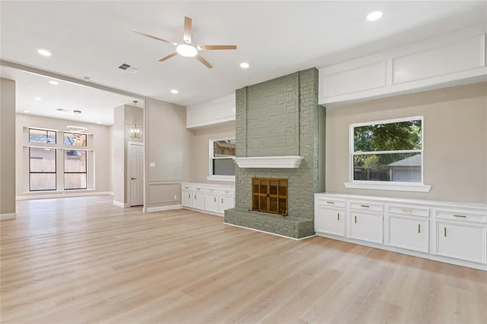 210 Mill Trail Drive Sugar Land, TX 77498
