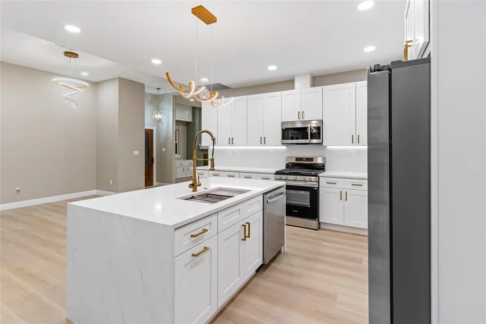 210 Mill Trail Drive Sugar Land, TX 77498