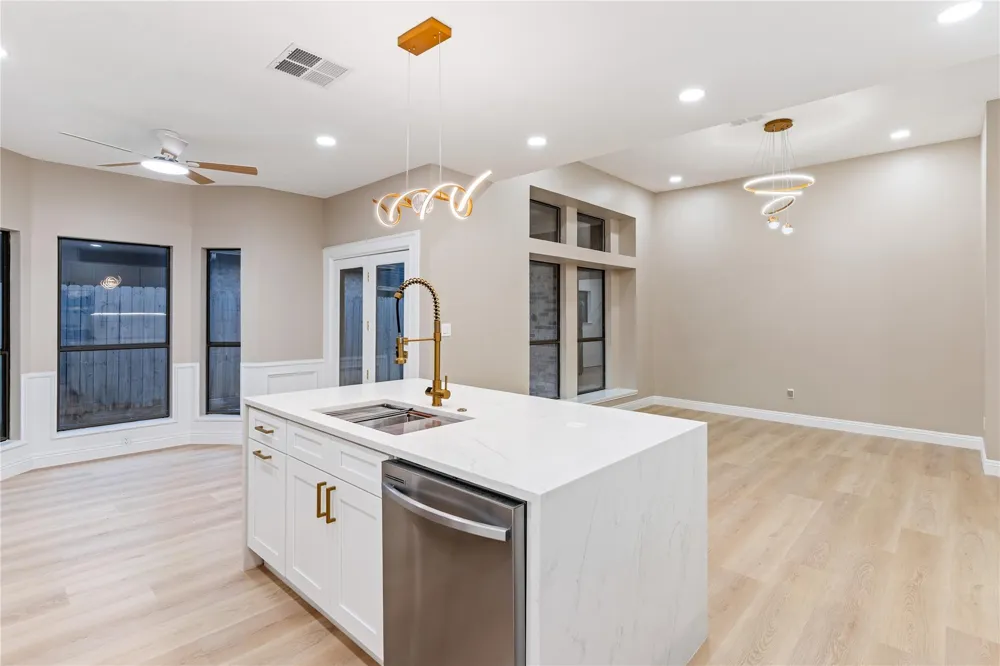 210 Mill Trail Drive Sugar Land, TX 77498