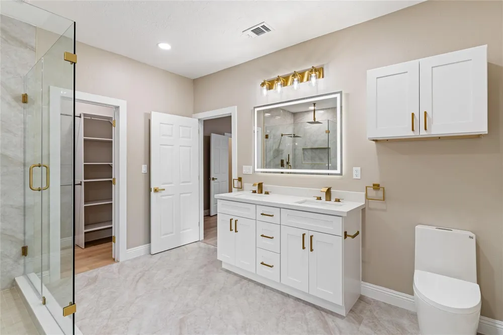 210 Mill Trail Drive Sugar Land, TX 77498