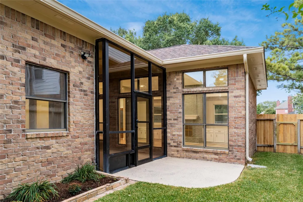 210 Mill Trail Drive Sugar Land, TX 77498