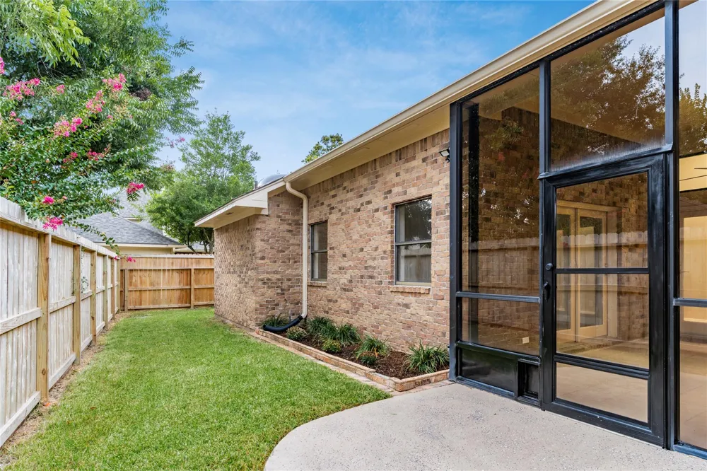 210 Mill Trail Drive Sugar Land, TX 77498